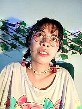 Snapshot of dolliette24 chatting on 06-02-26, 03:41 dolliette24 online show from 06-02-26, 03:41