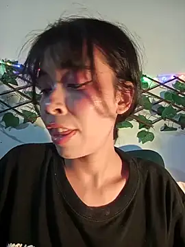 Snapshot of dolliette24 chatting on 06-05-26, 03:46 dolliette24 online show from 06-05-26, 03:46
