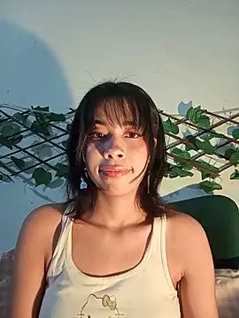 Snapshot of dolliette24 chatting on 06-07-26, 04:00 dolliette24 online show from 06-07-26, 04:00