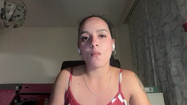 Maia Park online show from 05-15-26, 08:49