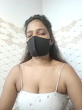 Snapshot of SonY-CaM2 chatting on 10-26-25, 10:58 SonY-CaM2 online show from 10-26-25, 10:58