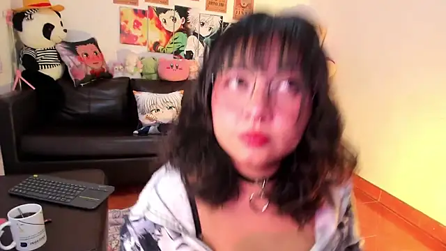 Snapshot of Lolii_Zoe chatting on 11-21-25, 12:10 Lolii Zoe online show from 11-21-25, 12:10