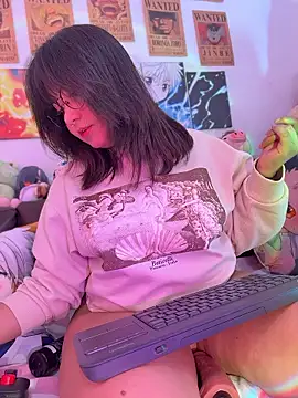 Snapshot of Lolii_Zoe chatting on 01-13-26, 07:19 Lolii Zoe online show from 01-13-26, 07:19