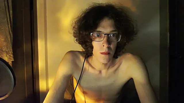 LovesomeCookie online show from 05-16-26, 08:07