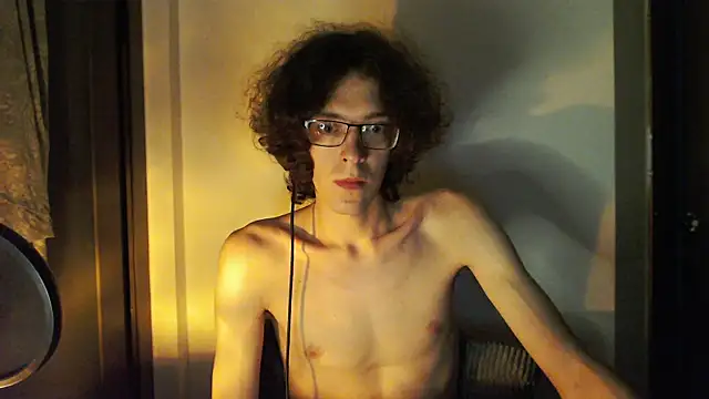 LovesomeCookie online show from 05-16-26, 08:29