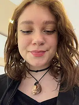 Snapshot of lucy-joy chatting on 06-18-26, 10:19 lucy-joy online show from 06-18-26, 10:19