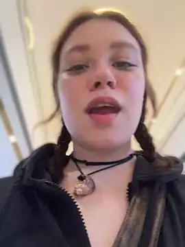 Snapshot of lucy-joy chatting on 06-29-26, 10:15 lucy-joy online show from 06-29-26, 10:15