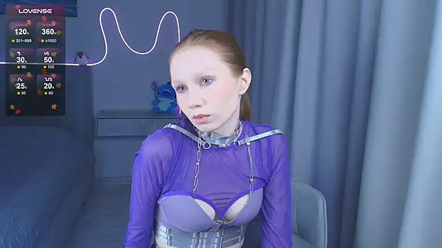 Snapshot of FoxyMira chatting on 11-15-25, 01:07 FoxyMira online show from 11-15-25, 01:07