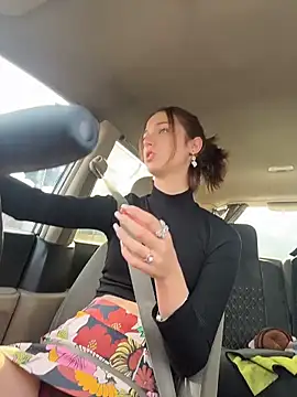 Snapshot of DollyTall chatting on 09-18-25, 09:55 DollyTall online show from 09-18-25, 09:55