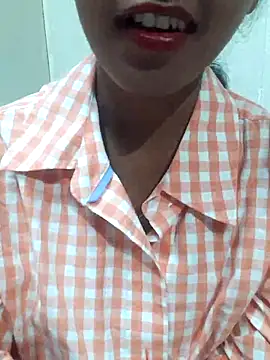 AnkitaDevi online show from 09-18-25, 03:41