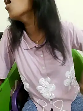 Snapshot of AnkitaDevi chatting on 07-14-26, 04:17 AnkitaDevi online show from 07-14-26, 04:17