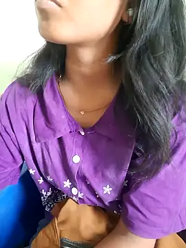 Snapshot of AnkitaDevi chatting on 07-15-26, 03:45 AnkitaDevi online show from 07-15-26, 03:45