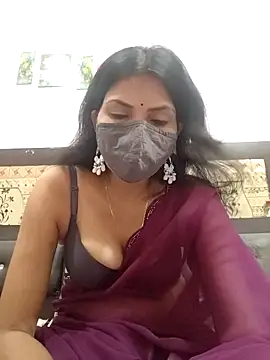 Yourhotsweetgirl online show from 09-21-25, 05:47