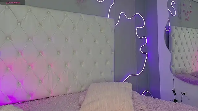 Megan  cole1 online show from 09-13-25, 04:12