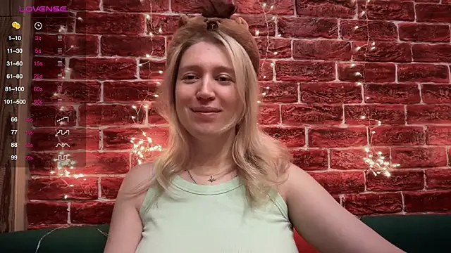 CitrusBlissss online show from 12-22-25, 02:19