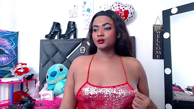 Snapshot of NatashaBella chatting on 10-22-25, 05:30 NatashaBella online show from 10-22-25, 05:30