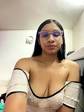 Snapshot of Danny_gonza chatting on 10-07-25, 12:08 Danny gonza online show from 10-07-25, 12:08