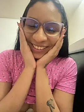 Snapshot of Danny_gonza chatting on 10-17-25, 02:04 Danny gonza online show from 10-17-25, 02:04