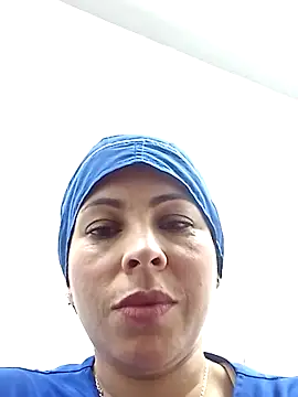 Snapshot of Yanis_Ariel12 chatting on 10-14-25, 01:01 Yanis Ariel12 online show from 10-14-25, 01:01