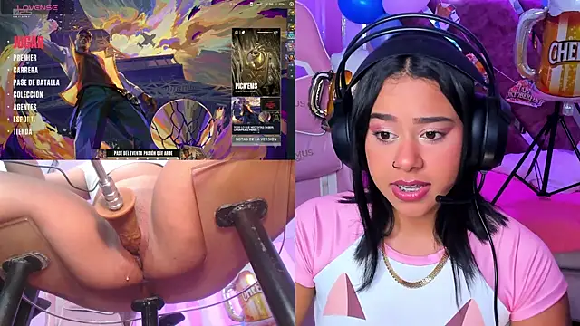 Snapshot of Gina_Kurt chatting on 09-29-25, 02:27 Gina Kurt online show from 09-29-25, 02:27