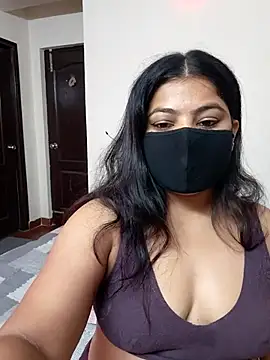 Snapshot of Aavya_007 chatting on 07-18-26, 04:05 Aavya 007 online show from 07-18-26, 04:05