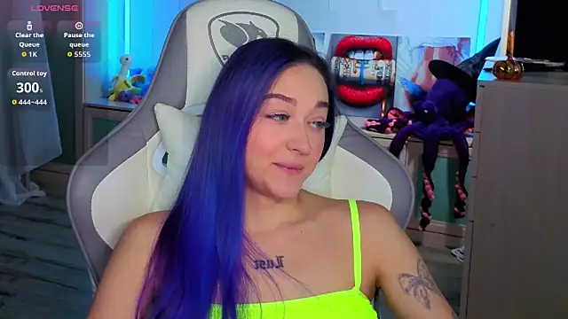 Im suka online show from 11-07-25, 03:50