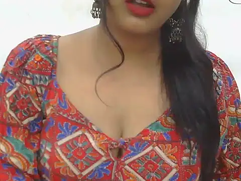 Snapshot of POOJA_199 chatting on 10-03-25, 10:56 POOJA 199 online show from 10-03-25, 10:56