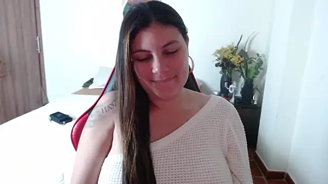 Snapshot of Secret_Bella chatting on 09-29-25, 11:59 Secret Bella online show from 09-29-25, 11:59