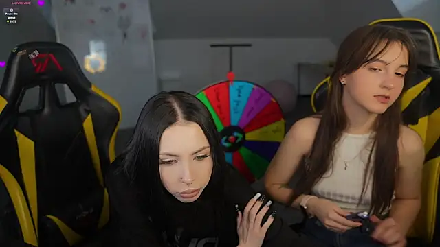 VivianSweet  online show from 04-09-26, 10:31