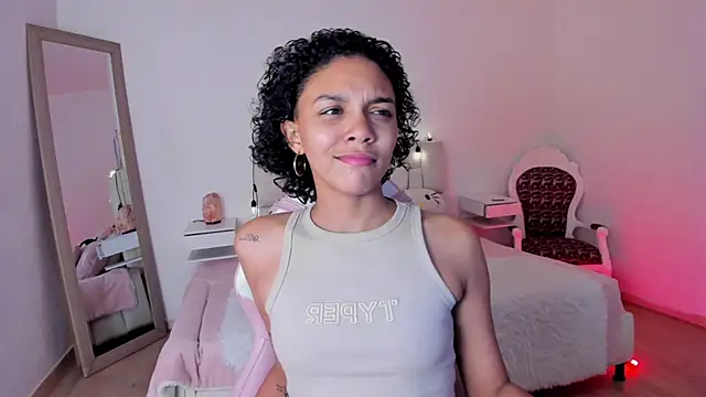 aitana kahlo online show from 11-28-25, 07:38