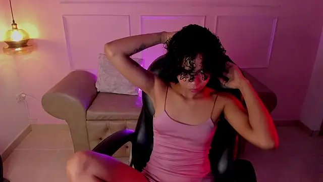 aitana kahlo online show from 01-06-26, 07:39