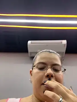 oizoe online show from 12-19-25, 06:59