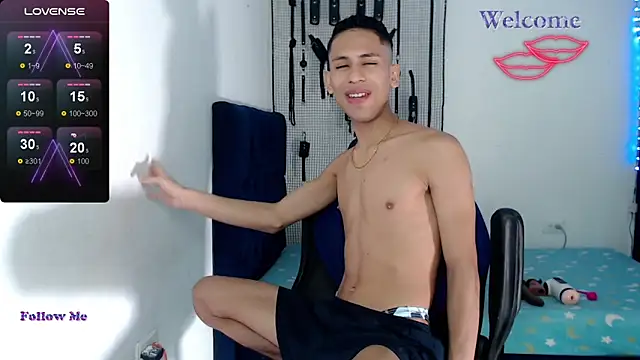 dylan apol0 online show from 11-02-25, 04:26