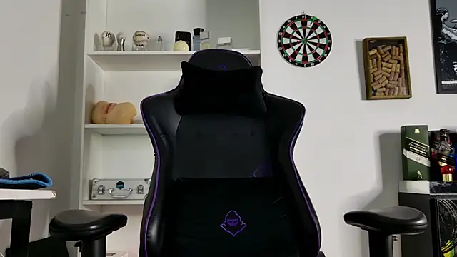 aaron nvk online show from 01-13-26, 09:09