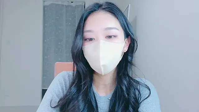Snapshot of ramuchan_desu chatting on 06-17-26, 12:13 ramuchan desu online show from 06-17-26, 12:13
