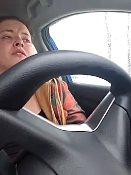 nuttiebuddy1 online show from 03-05-26, 06:15