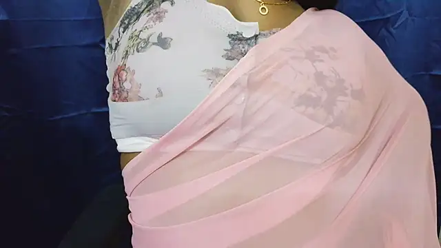 Snapshot of Pavani-Sexy chatting on 06-17-26, 05:10 Pavani-Sexy online show from 06-17-26, 05:10