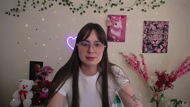 Amanda Bright  online show from 05-22-26, 10:32
