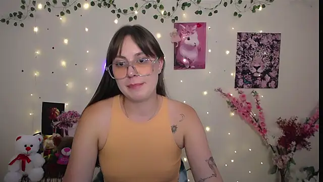 Amanda Bright  online show from 07-06-26, 03:03