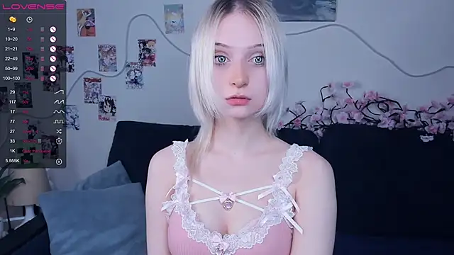 Snapshot of Megan--chan chatting on 02-21-26, 05:03 Megan--chan online show from 02-21-26, 05:03