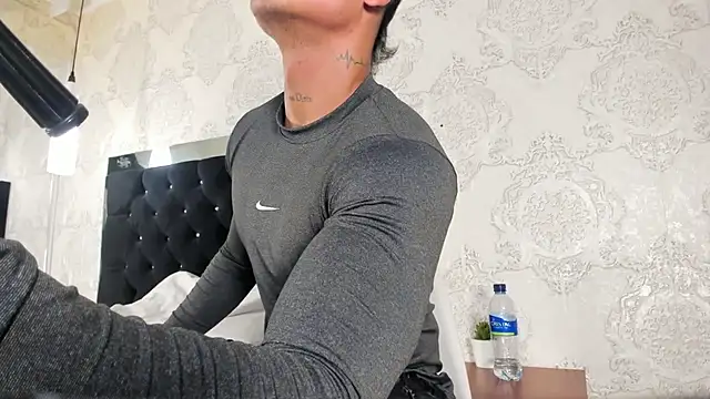 ThiagoBlaze online show from 09-20-25, 03:07