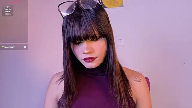 Snapshot of NATASHAA_WINZ chatting on 09-19-25, 05:42 NATASHAA WINZ online show from 09-19-25, 05:42