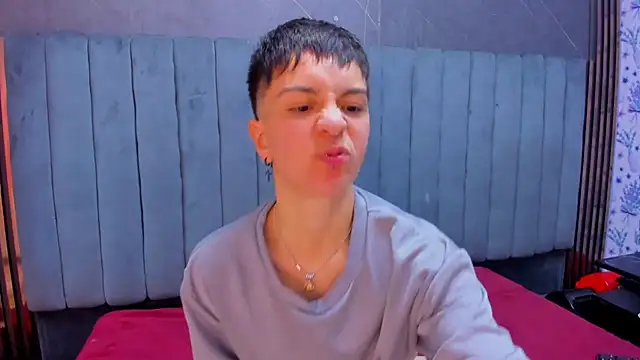  Hannah Hot online show from 02-15-26, 07:51