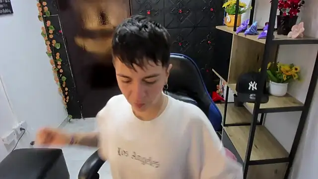  Hannah Hot online show from 04-15-26, 02:40