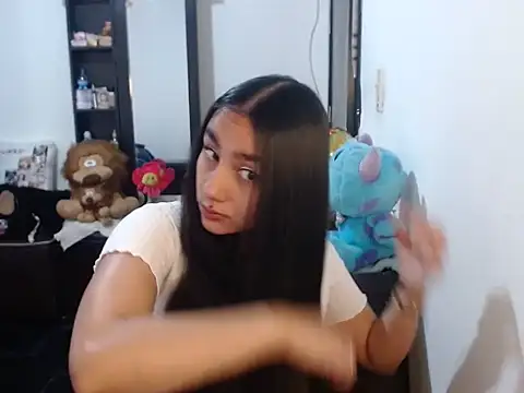 Snapshot of Stormyyy_hot chatting on 11-23-25, 06:41 Stormyyy hot online show from 11-23-25, 06:41