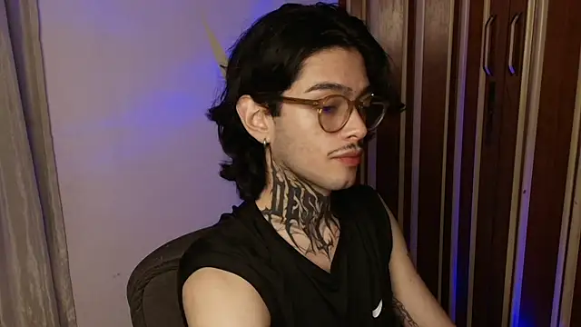 Mihail leroy online show from 07-15-26, 02:28