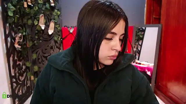 sofi lara28 online show from 02-16-26, 01:29