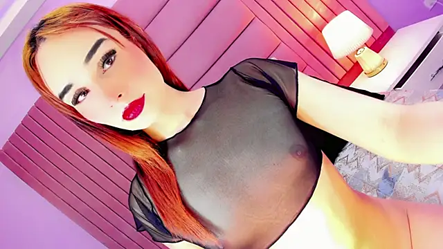 Snapshot of Valeria_Rouss chatting on 12-22-25, 09:12 Valeria Rouss online show from 12-22-25, 09:12