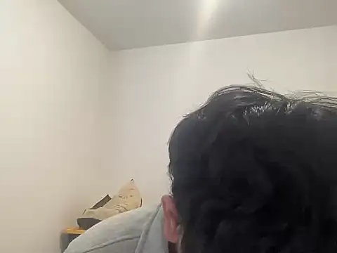 Snapshot of Unseenadam143 chatting on 10-28-25, 05:59 Unseenadam143 online show from 10-28-25, 05:59