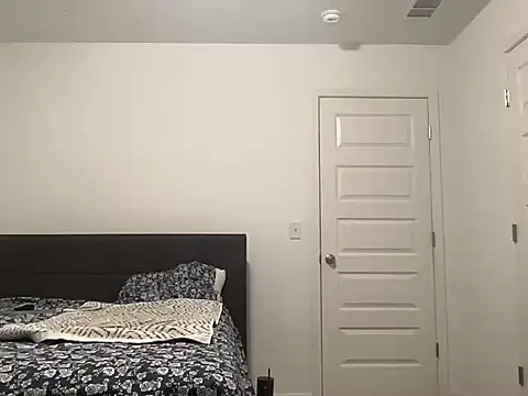 Unseenadam143 online show from 12-21-25, 03:57